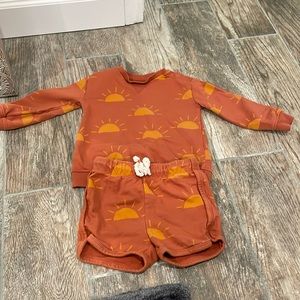 Sweatshirt and shorts set.